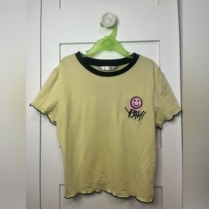 Hi, selling this bonny shirt for kids in size L.